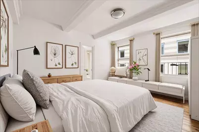 333 E 43rd Street #910, New York City, NY 10017 - Photo 5