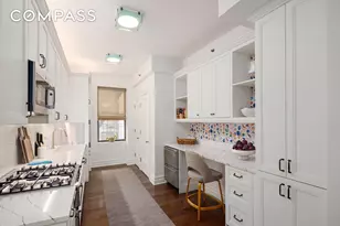 203 W 90th St, New York City, NY 10024 - Photo 3