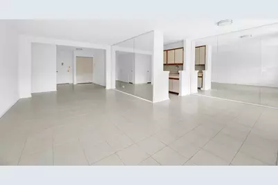 370 Ocean Parkway #2L, New York City, NY 11218 - Photo 5