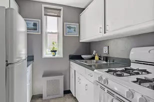 310 Lexington Ave, New York City, NY 10016 - Photo 9