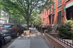 413 Pacific St, New York City, NY 11217 - Photo 11