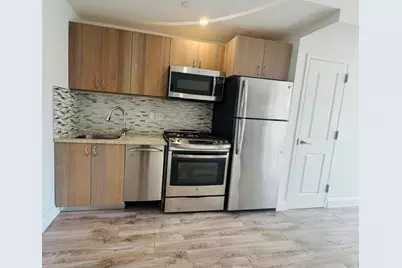 28-20 Astoria Boulevard #404, New York City, NY 11102 - Photo 9