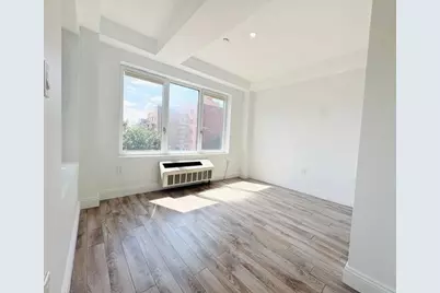 28-20 Astoria Boulevard #404, New York City, NY 11102 - Photo 15