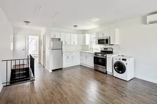 86-04 Eliot Ave, New York City, NY 11374 - Photo 9