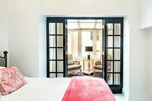 891 Park Ave, New York City, NY 10075 - Photo 11