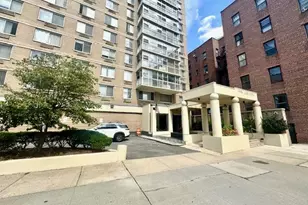 118-17 Union Tpke, New York City, NY 11375 - Photo 21