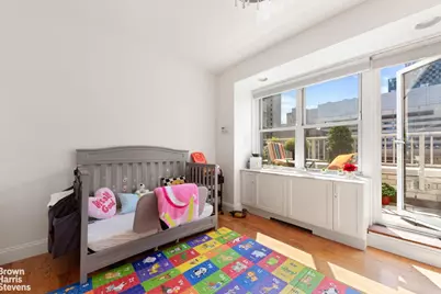 420 E 72nd Street #19D, New York City, NY 10021 - Photo 3