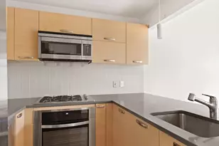 181 Clermont Ave, New York City, NY 11205 - Photo 3