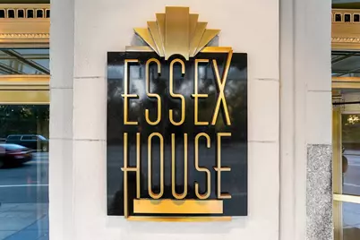 160 Central Park S #1005, New York City, NY 10019 - Photo 11