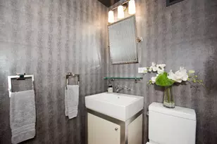 160 Central Park S, New York City, NY 10019 - Photo 7