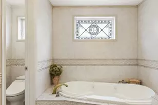 933 E 22nd St, New York City, NY 11210 - Photo 21