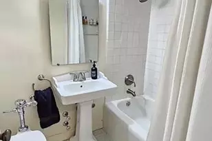 150 E 61st St, New York City, NY 10065 - Photo 9