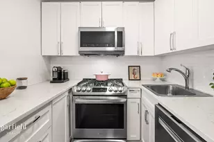 145 Park Pl, New York City, NY 11217 - Photo 3