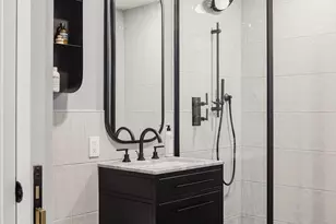 547 W 47th St, New York City, NY 10036 - Photo 7