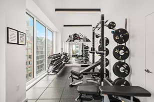 24-16 Queens Plaza S, New York City, NY 11101 - Photo 13