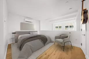 24-16 Queens Plaza S, New York City, NY 11101 - Photo 9