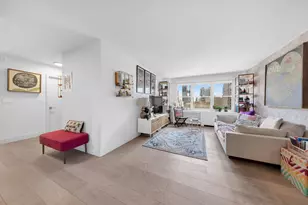 166 E 35th St, New York City, NY 10016 - Photo 1