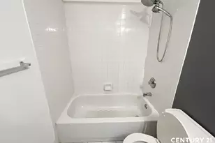 107A Suydam St, New York City, NY 11221 - Photo 7