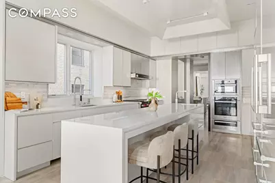 135 E 38th Street, New York City, NY 10016 - Photo 9