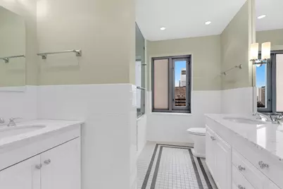 188 E 64th Street #3802, New York City, NY 10065 - Photo 5