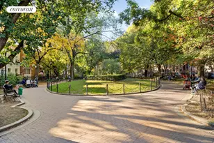 210 Congress St, New York City, NY 11201 - Photo 9