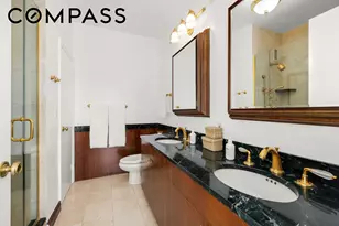 200 E 69th St, New York City, NY 10021 - Photo 7