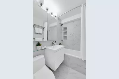 345 E 73rd Street #6C, New York City, NY 10021 - Photo 1