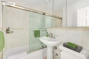 301 E 22nd St, New York City, NY 10010 - Photo 5