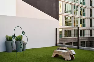 547 W 47th St, New York City, NY 10036 - Photo 3