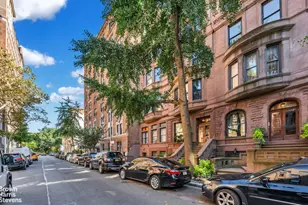 24 W 70th St, New York City, NY 10023 - Photo 11