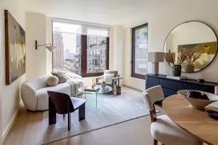 300 E 50th St, New York City, NY 10022 - Photo 1