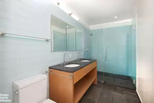 310 W 52nd St, New York City, NY 10019 - Photo 7