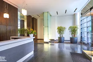 310 W 52nd St, New York City, NY 10019 - Photo 13