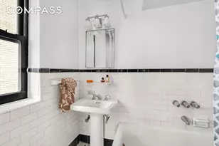 227 E 57th St, New York City, NY 10022 - Photo 5