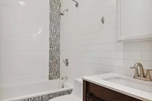 84 MacDougal St, New York City, NY 11233 - Photo 7