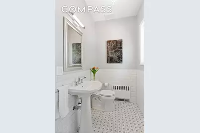 685 E 22nd Street, New York City, NY 11210 - Photo 13