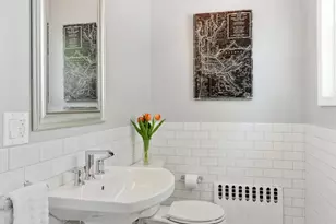 685 E 22nd St, New York City, NY 11210 - Photo 13