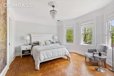 685 E 22nd Street, New York City, NY 11210 - Photo 15