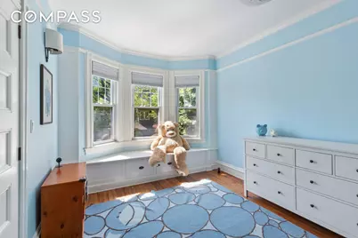 685 E 22nd Street, New York City, NY 11210 - Photo 23