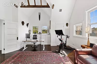 685 E 22nd Street, New York City, NY 11210 - Photo 25