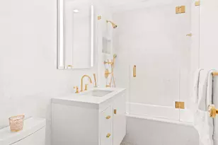 114 E 72nd St, New York City, NY 10021 - Photo 13