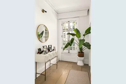 422 E 84th Street, New York City, NY 10028 - Photo 9