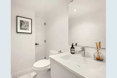 422 E 84th Street, New York City, NY 10028 - Photo 7