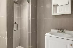 422 E 84th St, New York City, NY 10028 - Photo 21