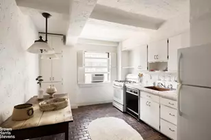 15 W 67th St, New York City, NY 10023 - Photo 7