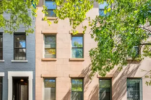 555 Pacific St, New York City, NY 11217 - Photo 3