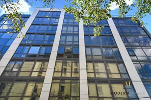 24-12 42nd Rd, New York City, NY 11101 - Photo 13