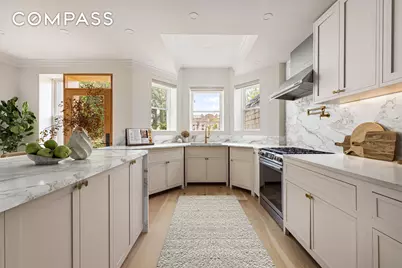 1423 Park Place, New York City, NY 11213 - Photo 9