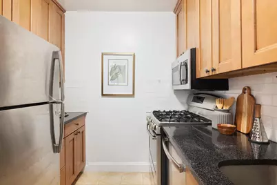 2025 Broadway #5C, New York City, NY 10023 - Photo 3