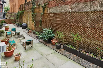 210 E 73rd Street #1E, New York City, NY 10021 - Photo 7